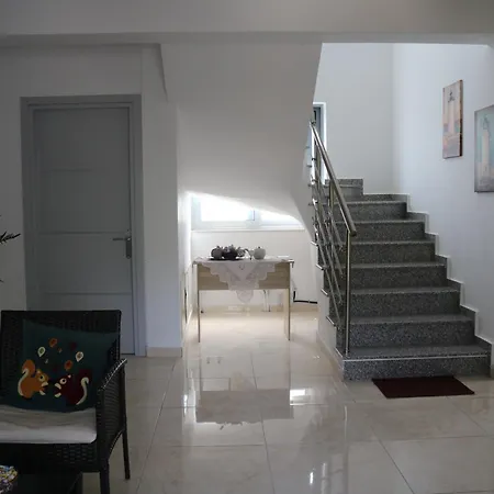 Michaelangelo Nydri (Lefkada)