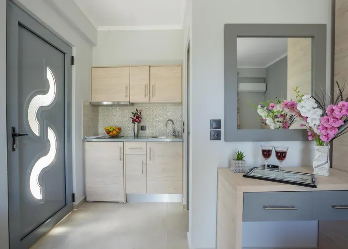 Michaelangelo アパート ニドリ